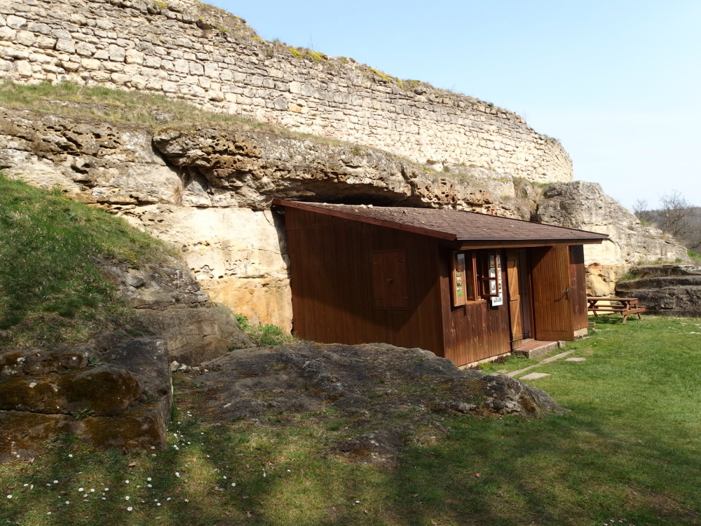 hrad Michalovická putna 42e