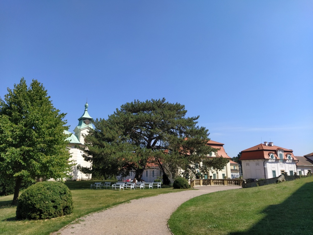 220816 zámek Karlova koruna  15 e