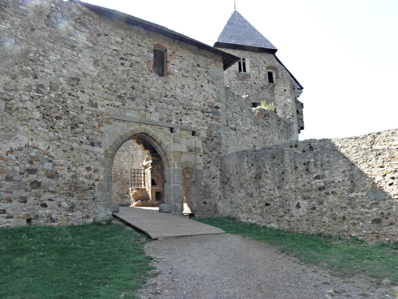 240820 Točník 6